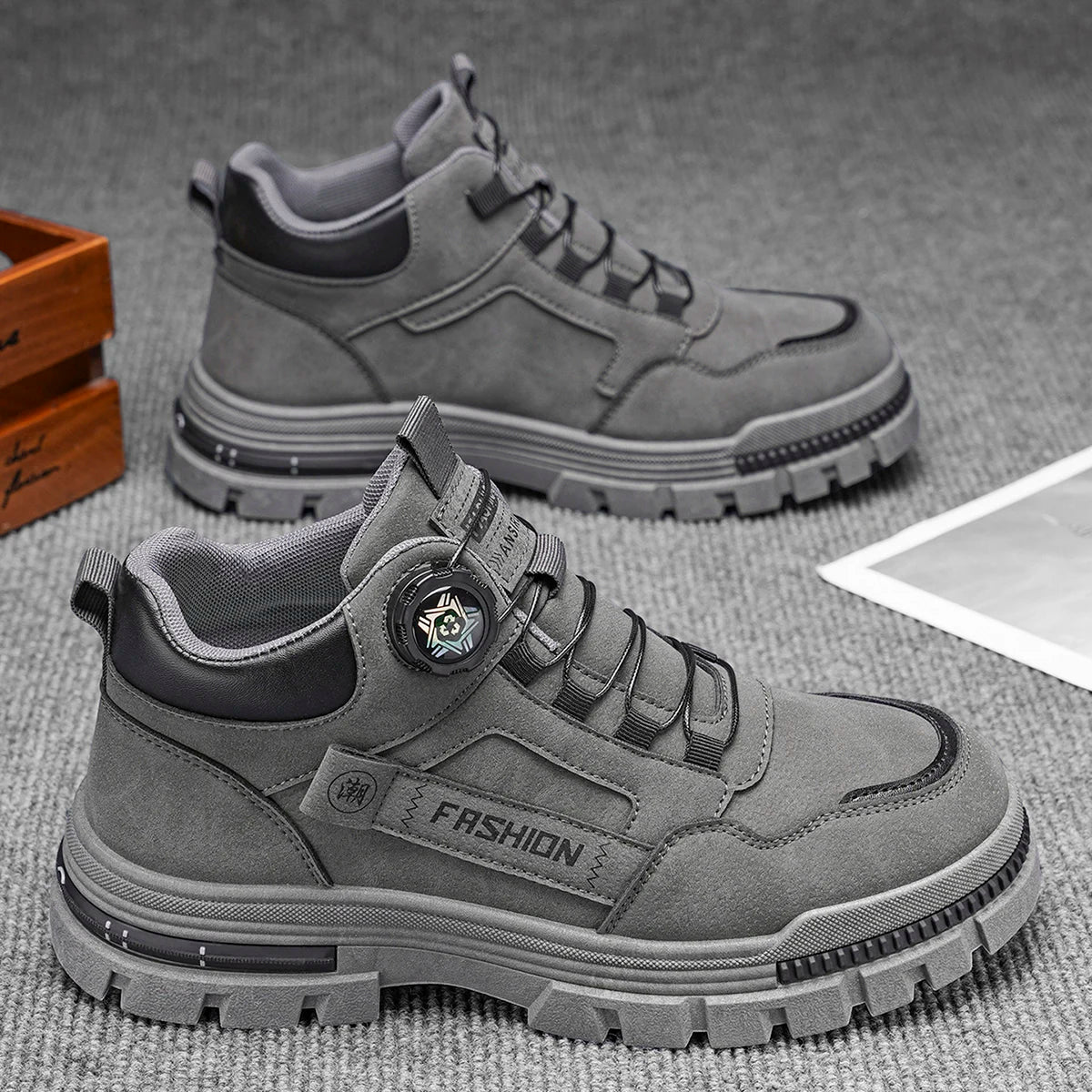 Low-Top Men's Platform Sports Outdoor Traditional Footwear - Lace-Up Stylish Trendy Street Hiking Skate Shoes