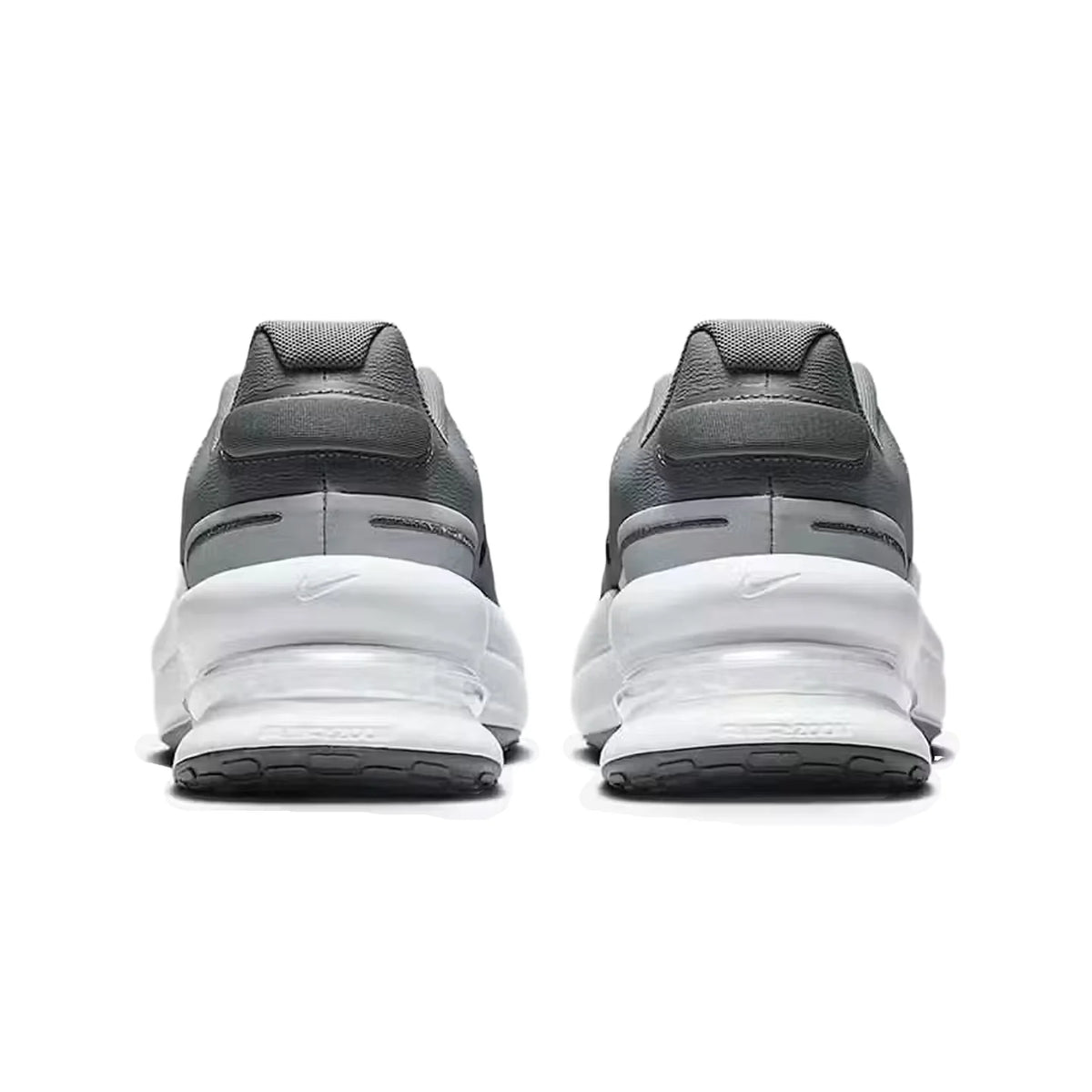Nike Air Max tekaški copati z blaženjem udarcev, protizdrsno zaščito in vzdržljivostjo IB2746-010