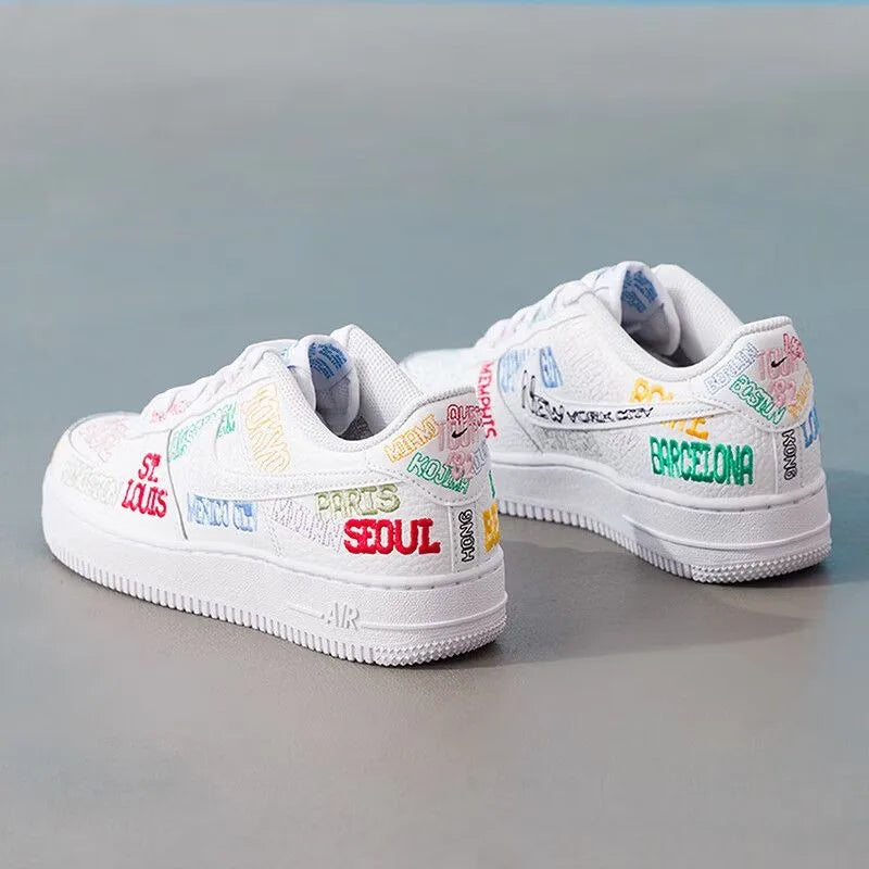 Nike ženske cipele za stariju djecu s vezenjem AF1 Air Force One niskog kupa ležerne cipele za dasku sportske cipele IO9739-100