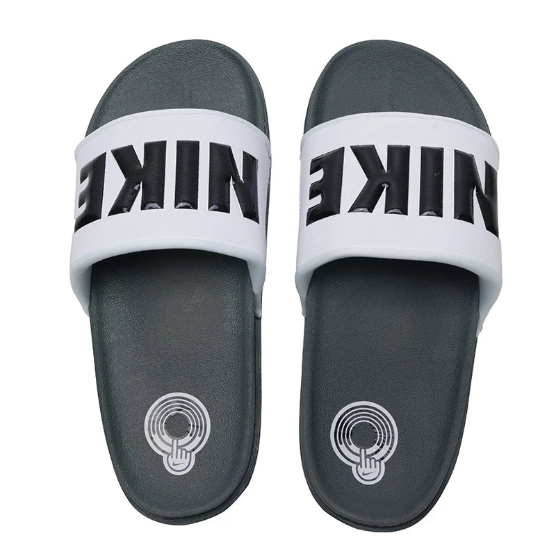 Nike Offcourt Slide herenslippers, comfortabele en lichtgewicht sandalen voor binnen en buiten, strandschoenen voor buiten Bq4639-001