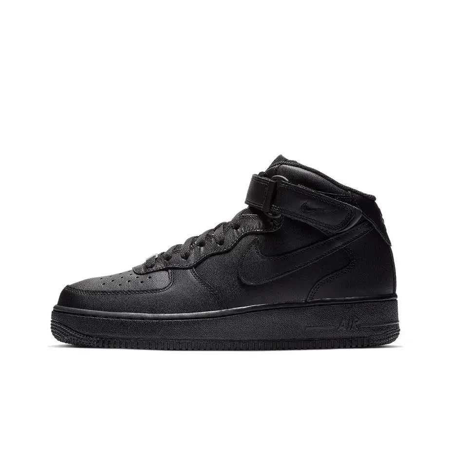 „Nike Air Force 1 Mid Top“ unisex klasikiniai sportiniai bateliai, su paminkštinimu, patogūs ir patvarūs, skirti kasdieniam neformaliam stiliui DQ7666-001