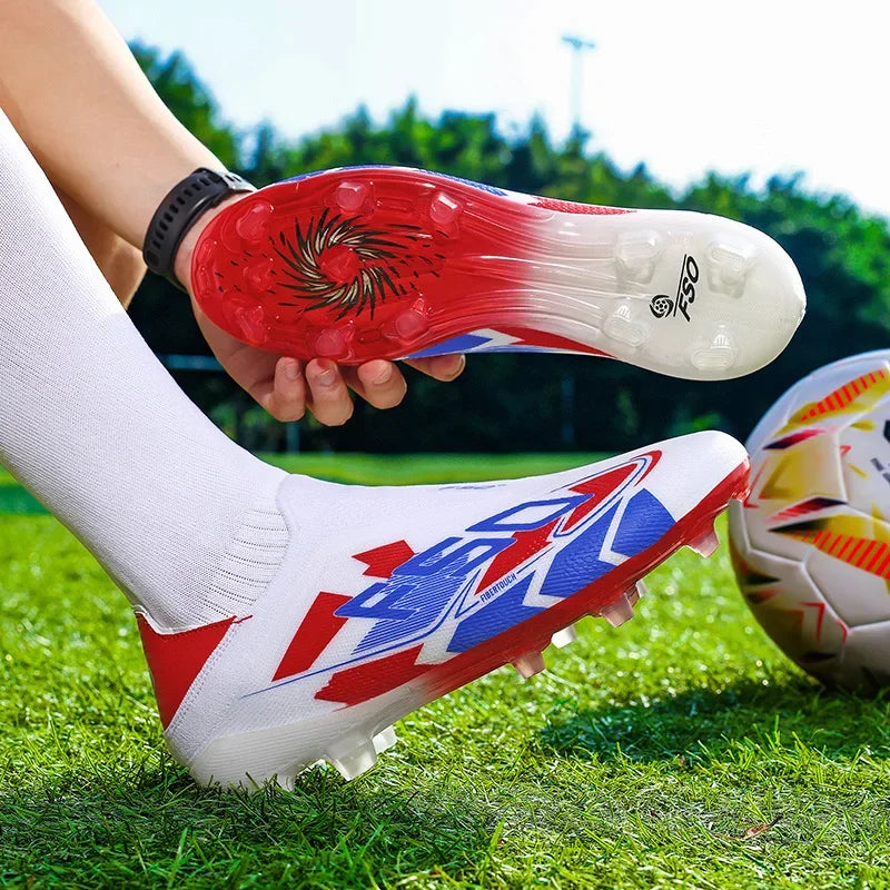 Nouvelles chaussures de football pour hommes, crampons de haute qualité, bottes de football pour terrain en herbe, idéales pour les matchs en extérieur, baskets légères mi-hautes, très vendues, antidérapantes, pour l'e