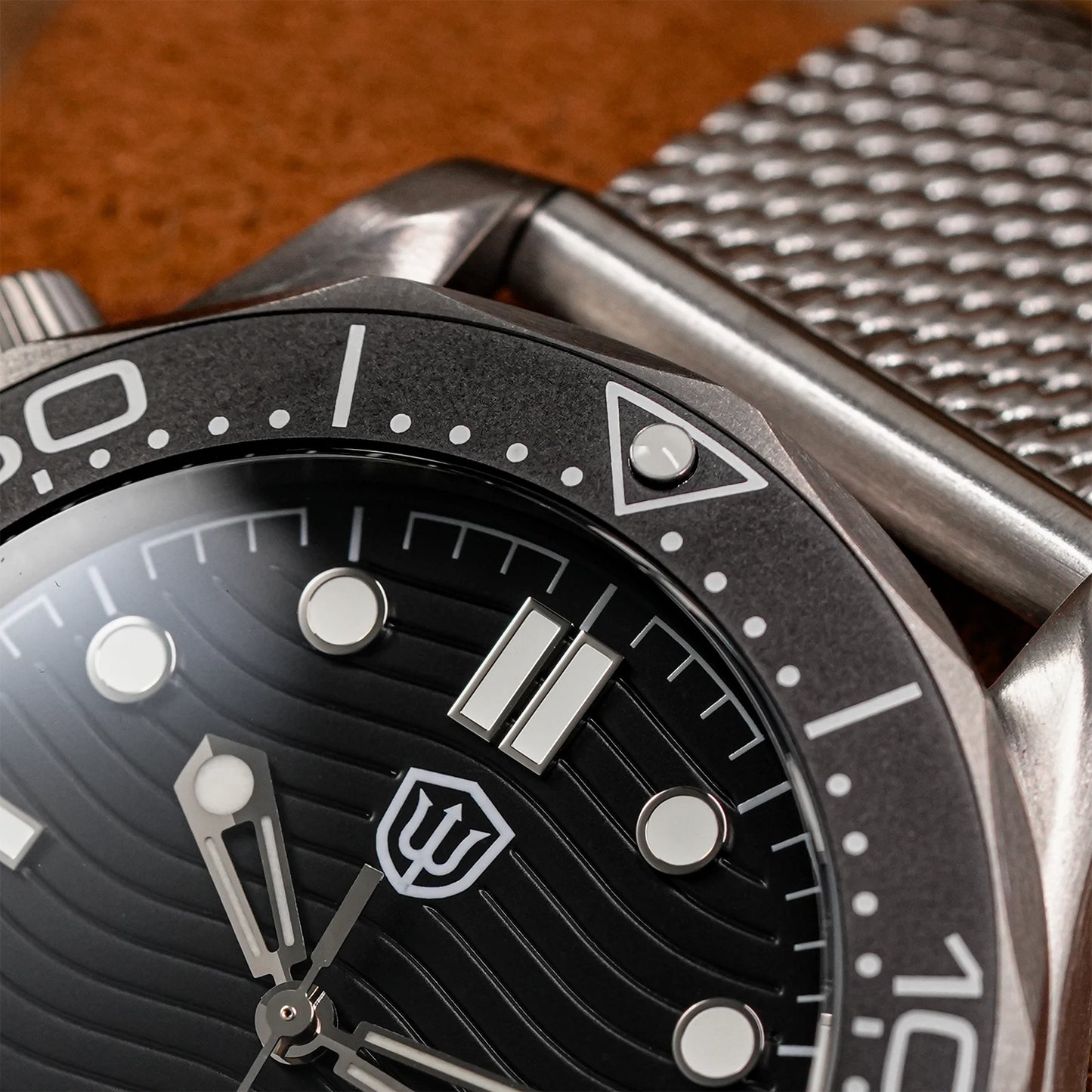 Watchdives 42mm Titanium Dive Watch NTTD VH31 Sweep Second Quartz Movement 200m Waterproof Super Luminous Men Watches