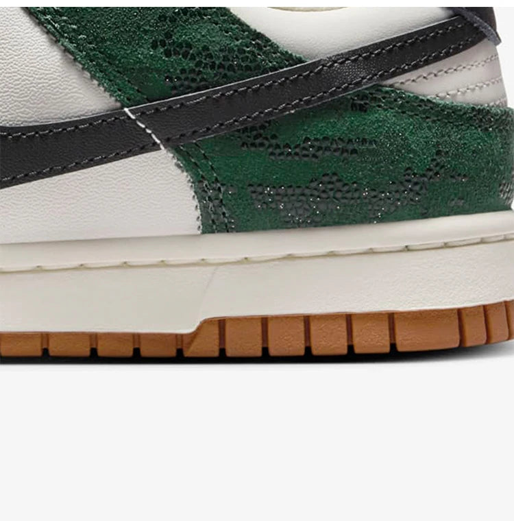 Adidași retro Nike Authentic Dunk Low pentru femei, cu talpă joasă, FQ8893-397