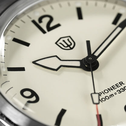 Montre à quartz pour homme Watchdives WD1960S V2, style vintage, cadran crème, 36 mm, mouvement VH31 à trotteuse fluide, verre saphir bombé, étanche 10 ATM, aiguilles luminescentes, boîtier en acier inoxydable