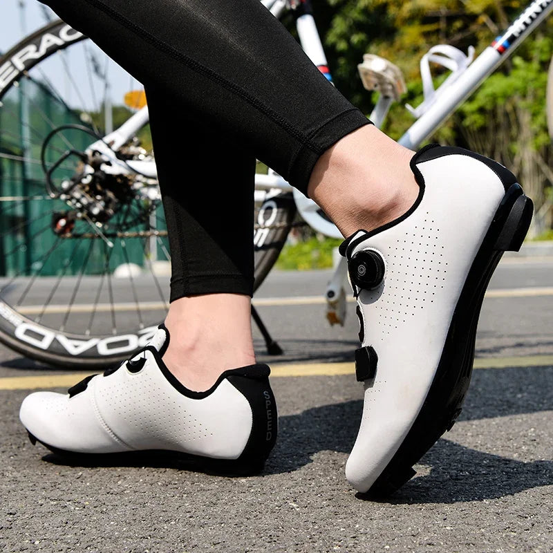 Kerékpáros cipő MTB, országúti, sportos, gyors kerékpáros cipő férfiaknak és nőknek, hegyi versenyzéshez, lapos talpú, SPD, Zapatillas Ciclismo MTB