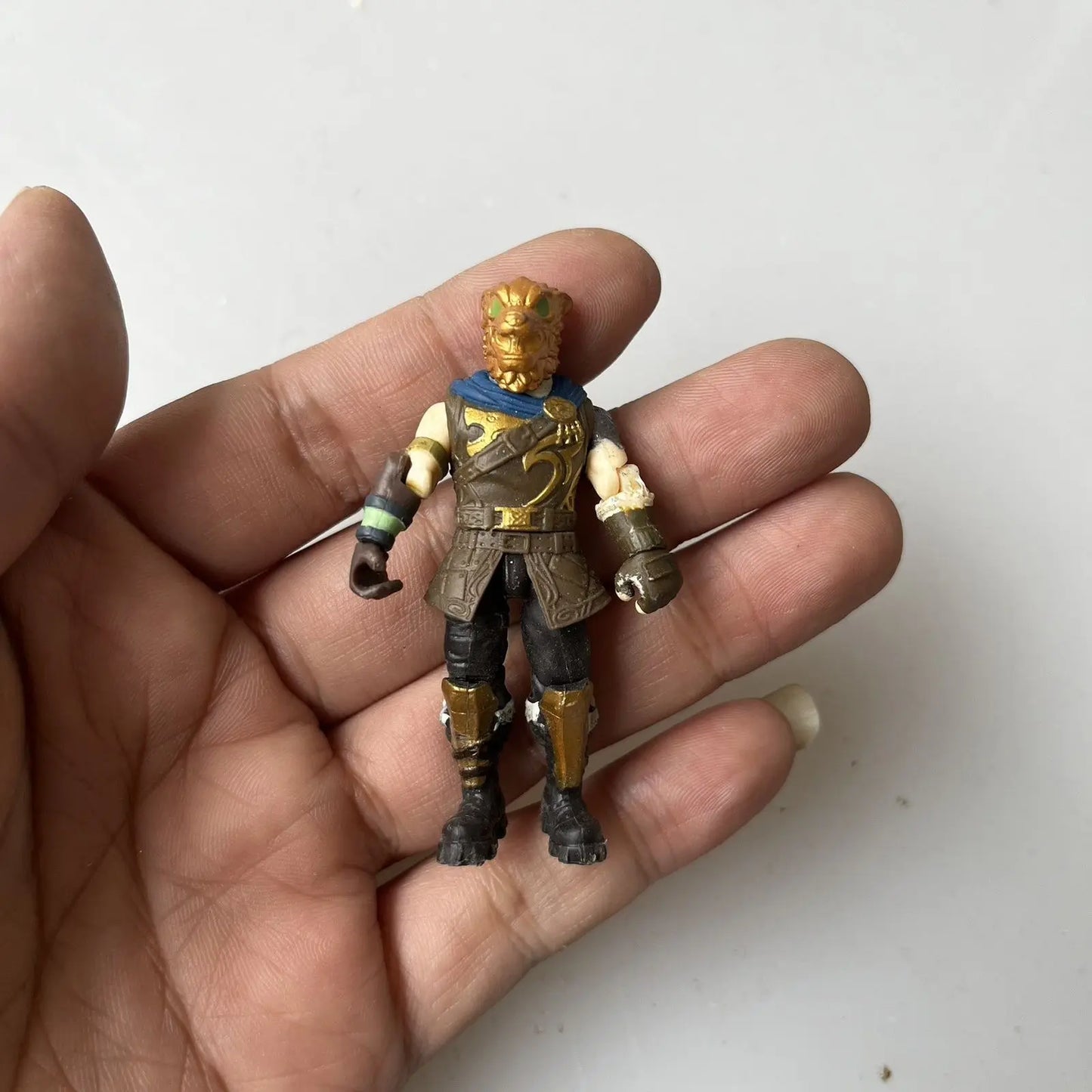 Fortnite Robin Zix Gaming-Peripherie Cartoon-Figur Spielzeug – kreative Actionfigur mit beweglichen Gelenken, Modell-Dekofigur, Geburtstagsgeschenk