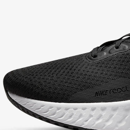 Официални оригинални мъжки летни маратонки REACT MILER 3 на Nike, модел DD0490-001
