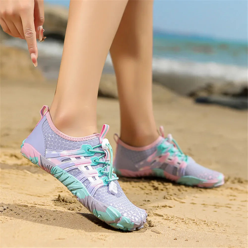 Men's and women's water shoes, upstream wading swimming barefoot five-finger aqua shoes, colorful beach seaside light unisex sneakers new