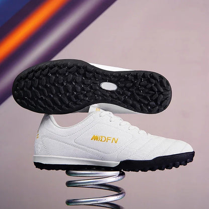 New Men's Football Boots Match Professional Sneakers Non-slip Soccer Shoes Outdoor Drop Shipping Unisex Training Sport Futsal