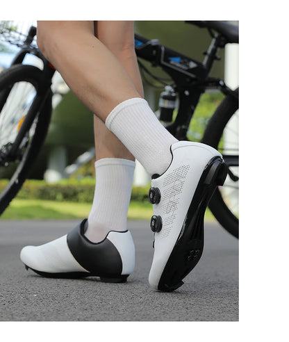Cyklistické tenisky, prodyšné boty na horská kola, pánské a dámské boty na trail a horskou cyklistiku, sportovní boty na silniční kola, boty na SPD pedály