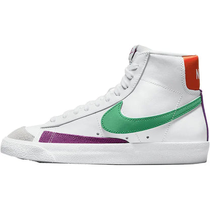 Offizielle authentische Nike Blazer Mid '77 Damen-Leicht-Sneaker CZ1055-123