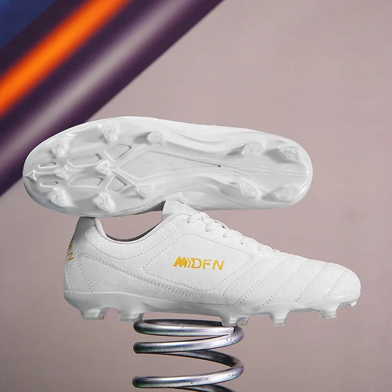 New Men's Football Boots Match Professional Sneakers Non-slip Soccer Shoes Outdoor Drop Shipping Unisex Training Sport Futsal