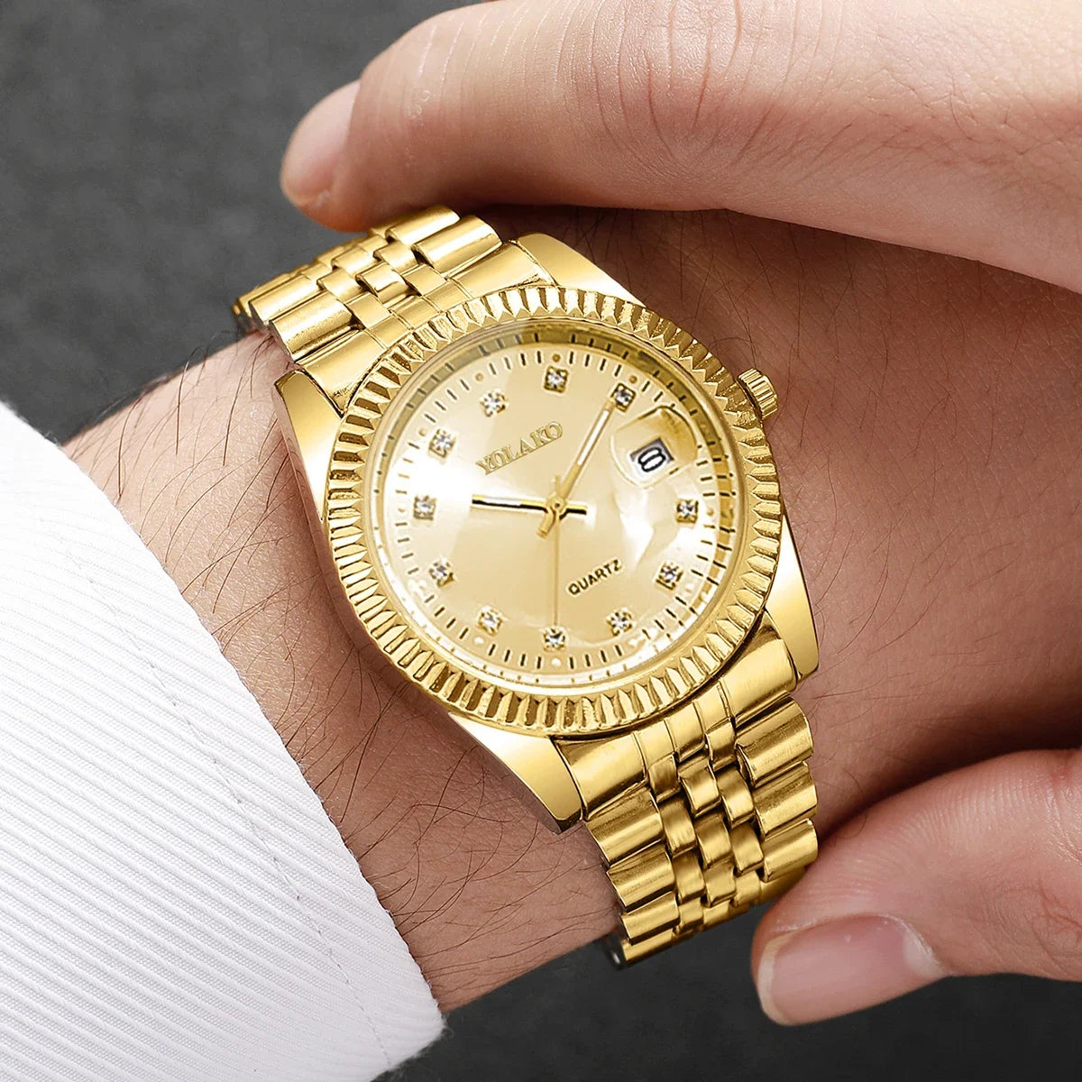 Luxury Men Business Watches Fashion Rhinestone Steel Calendar Quartz Watch Reloj Hombre Clock Gift（Without Box）