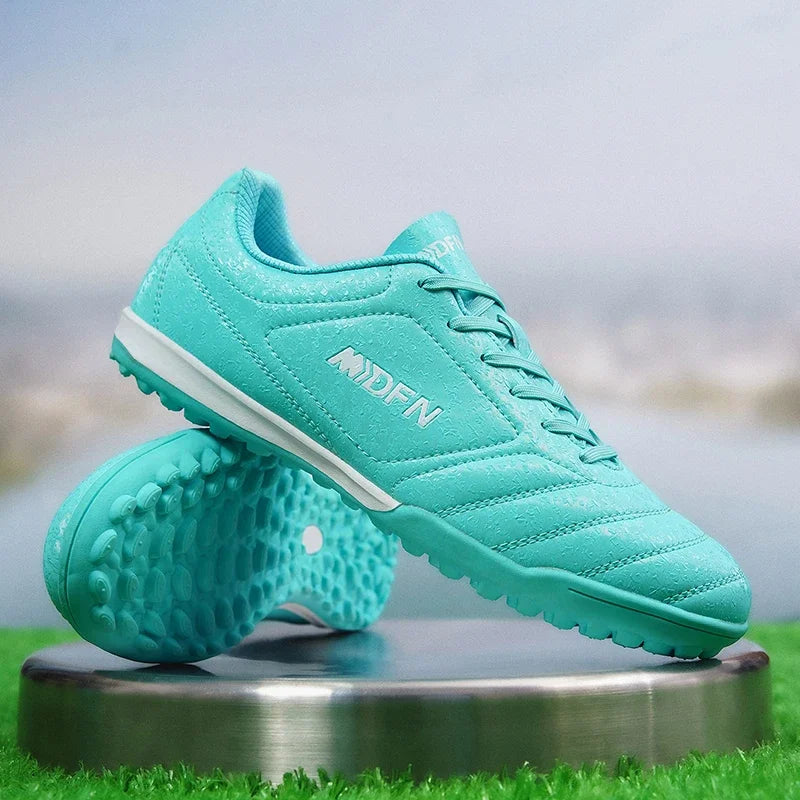New Men's Football Boots Match Professional Sneakers Non-slip Soccer Shoes Outdoor Drop Shipping Unisex Training Sport Futsal