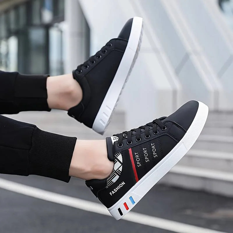 Lage skate-sneakers voor heren — Ademend, met veters, PVC-zool