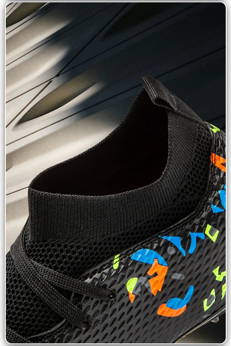 Nouvelles chaussures de football pour hommes, chaussures d'entraînement, crampons de football, baskets de match, chaussures de sport pour terrain gazonné, antidérapantes, professionnelles, ultralégères, unisexes.