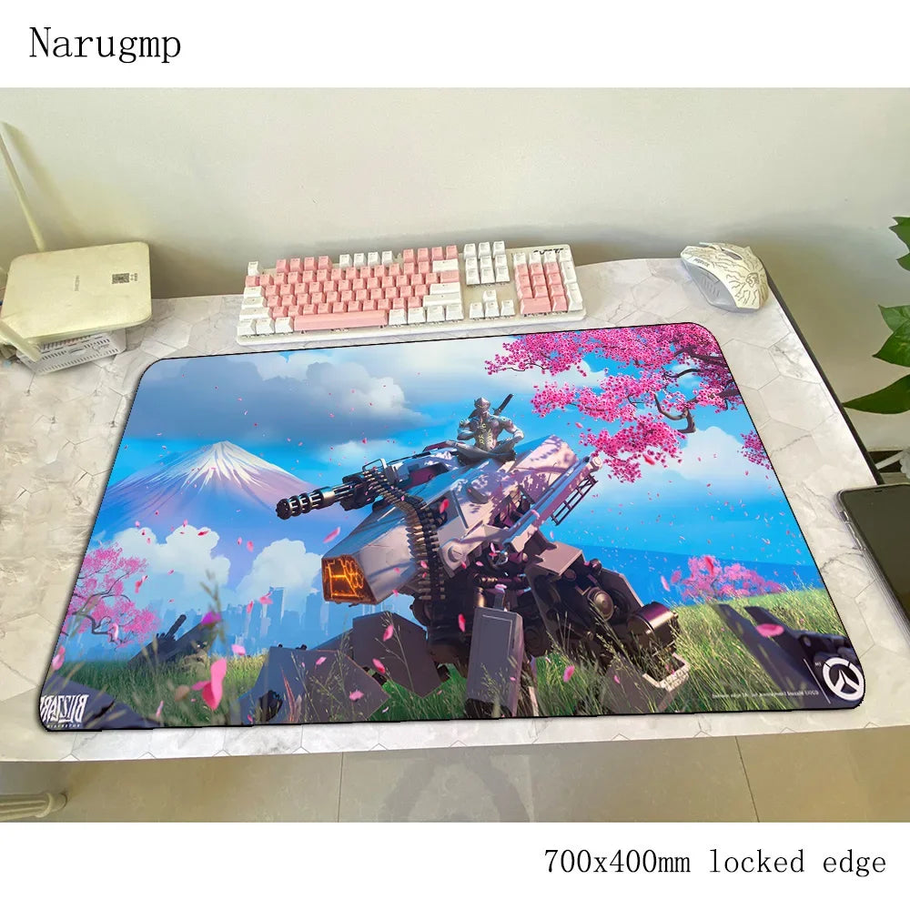 Overwatch-Mauspad 700x400x3mm, Gaming-Mauspad im Anime-Stil, personalisierte Schreibtischunterlage fürs Büro, Notebook-Desk-Mat, Geschenk für Jungen, Padmouse für PC-Gamer
