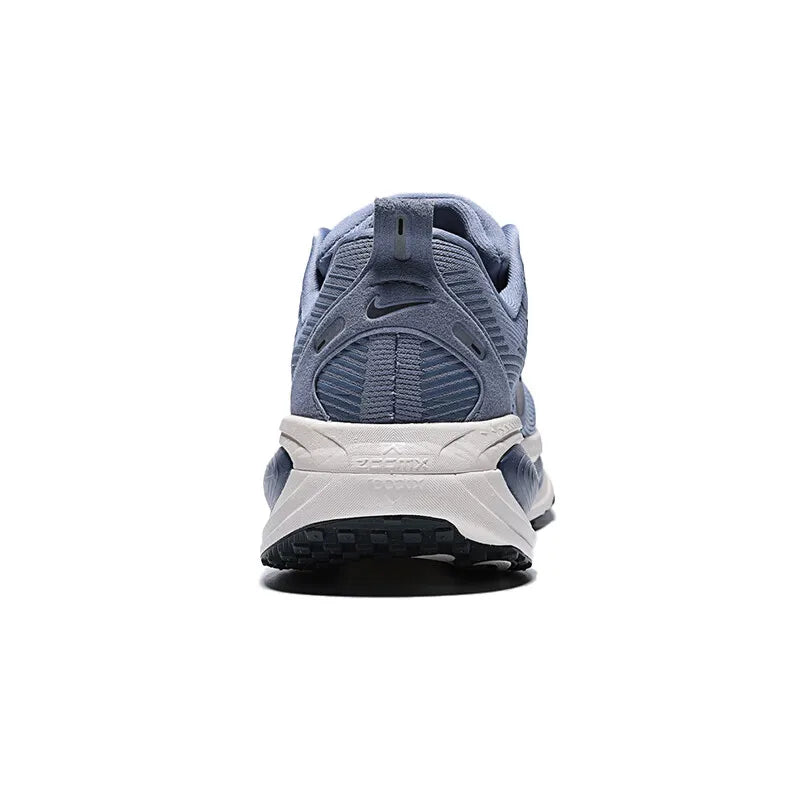 Nike Vomero 18 – odpružení, opora, nízká hmotnost, ideální pro běh a chůzi, pohodlné unisexové běžecké boty HM6803-402