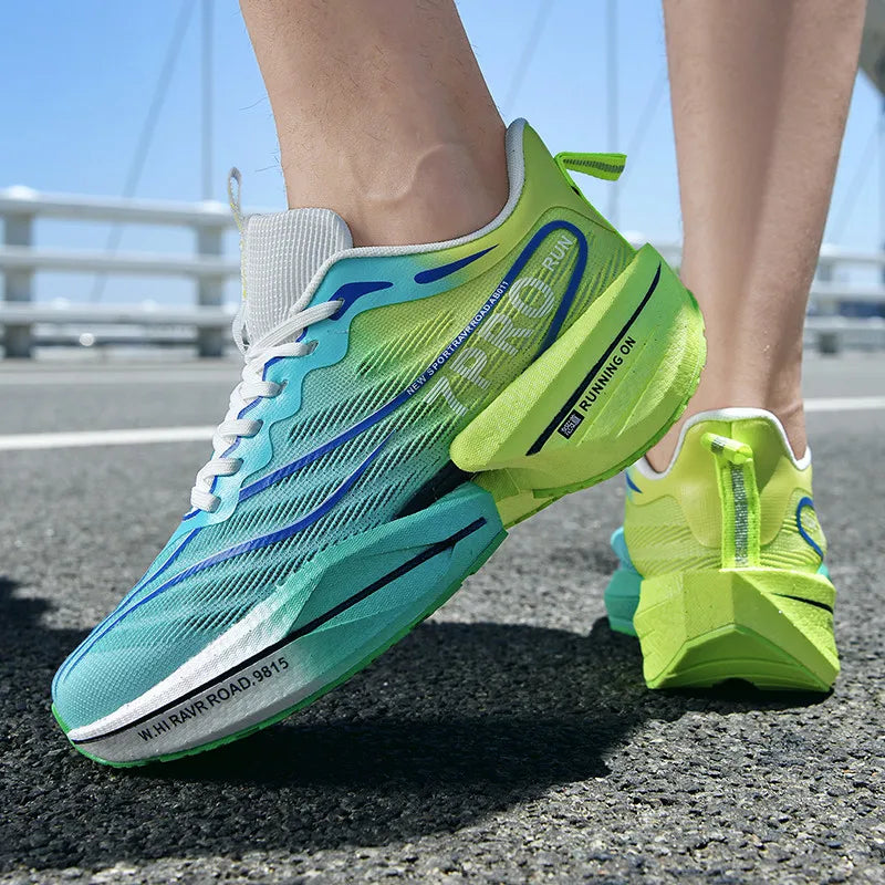 New Men's Carbon Plate Sneakers Outdoor Soft Sole Mesh Sports Shoes Running Shoes Light Anti-Slip Casual Couple Tennis Shoes