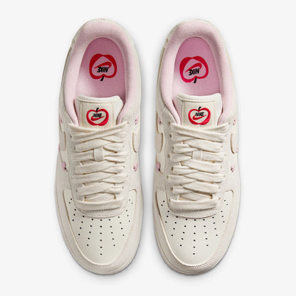 „Nike“ oficialūs autentiški „AIR FORCE 1“ moteriški žemi sportiniai bateliai HV5992-111