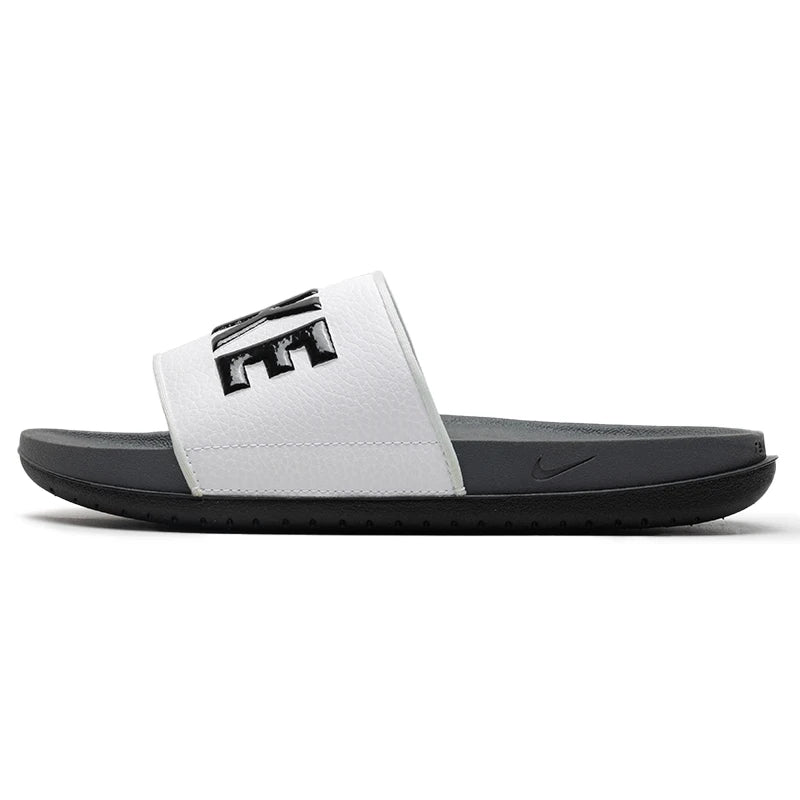 Nike Offcourt Slide herenslippers, comfortabele en lichtgewicht sandalen voor binnen en buiten, strandschoenen voor buiten Bq4639-001