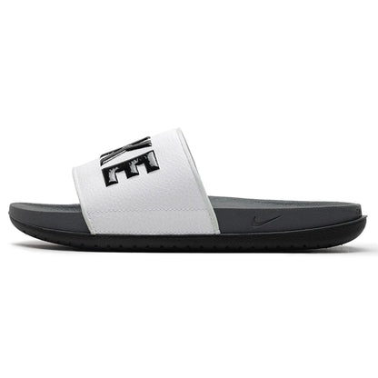 Nike Offcourt Slide herenslippers, comfortabele en lichtgewicht sandalen voor binnen en buiten, strandschoenen voor buiten Bq4639-001
