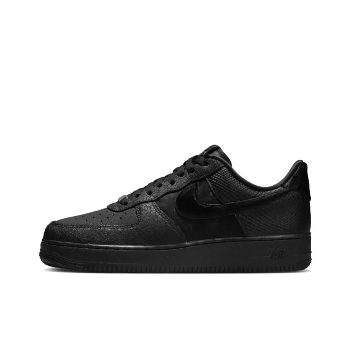 Unisexové klasické tenisky Nike Air Force 1 Low, pohodlné odpružení a odolný design pro každodenní nošení FN8540-100