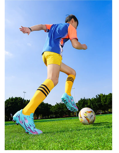 Chaussures de football professionnelles pour enfants et hommes, chaussures de sport à tige basse avec soutien de la cheville, pour jeunes, entraînement et matchs, antidérapantes et durables