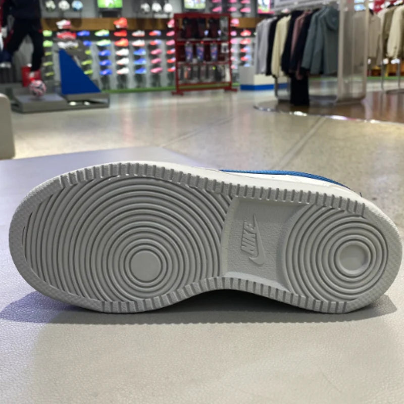 Originálne dámske minimalistické, univerzálne, outdoorové, priedušné a ležérne tenisky Nike Court Vision Low IM7799-133