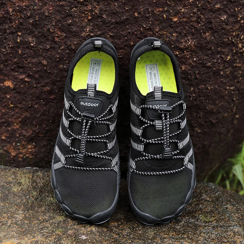 Green Water Shoes For Men Aqua Upstream Shoes New Breathable Mesh Beach Sandals Summer Sport Shoes Women Swimming Shoes Slippers