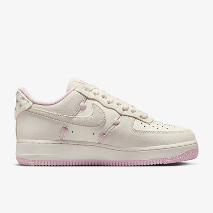 „Nike“ oficialūs autentiški „AIR FORCE 1“ moteriški žemi sportiniai bateliai HV5992-111