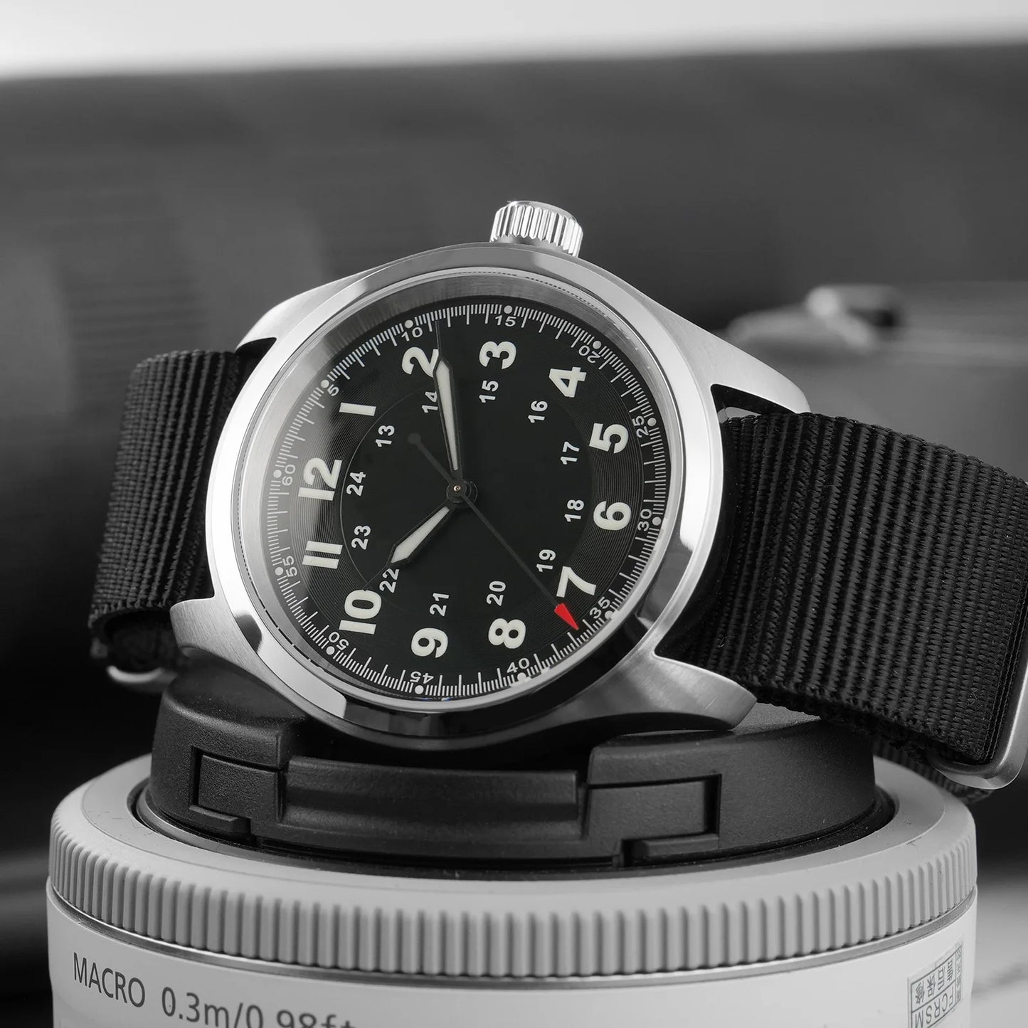 Militado ML08 Vintage Watch VH31 Quartz Movement Domed Sapphire Crystal Wristwatch BGW9 Luminous Vintage 38mm Quartz Watches
