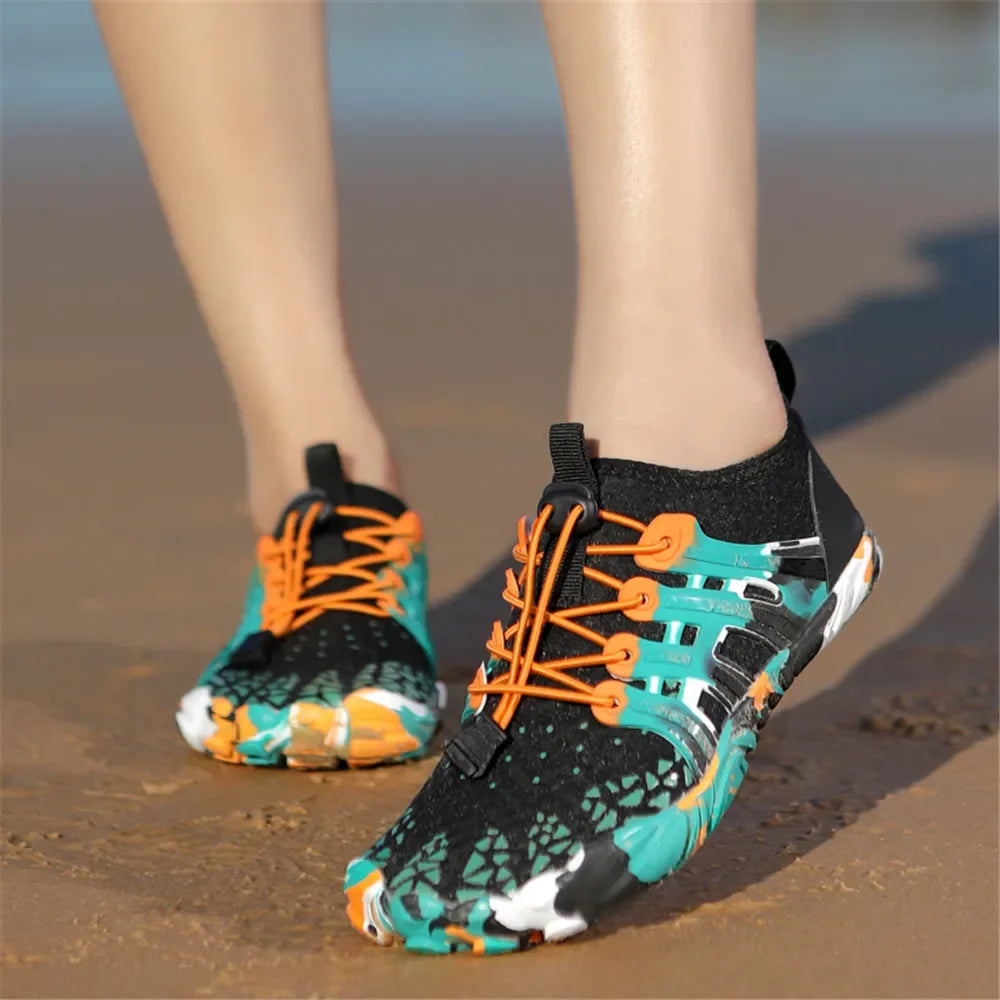 Men's and women's water shoes, upstream wading swimming barefoot five-finger aqua shoes, colorful beach seaside light unisex sneakers new
