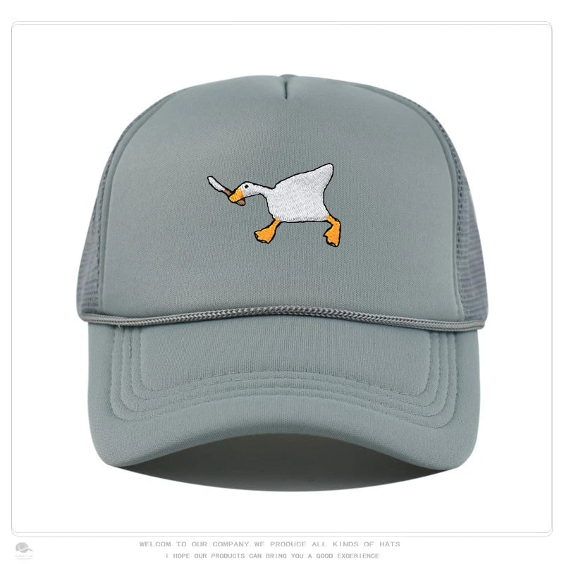 Embroidered baseball cap with goose pattern for men and women, casual and fashionable city style duckbill cap