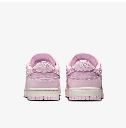 Adidași retro Nike Authentic Dunk Low pentru femei HJ5870-600