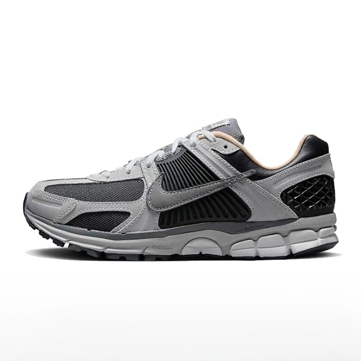 Nike Zoom Vomero 5 Sapatilhas rasas casuais confortáveis, respiráveis, para deslocações e corrida, modelo unissexo FB9149-003