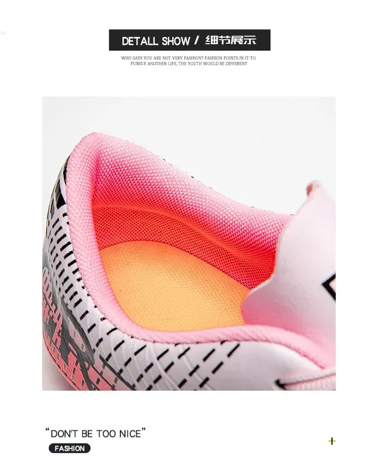 Low Cut Football Cleats Adopting Long TF Studs, Wear-resistant And Flexible, Suitable For Outdoor Field Sports