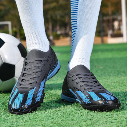 Nouveaux hommes chaussures de Football Futsal bottes de Football en salle Sport Match formation enfants TF crampons herbe cheville vente chaude haute qualité lumière