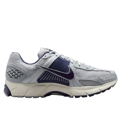 Nike Zoom Vomero 5 Sapatilhas rasas casuais confortáveis, respiráveis, para deslocações e corrida, modelo unissexo FB9149-003