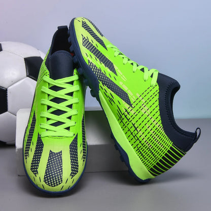 Nouveaux hommes chaussures de Football Futsal bottes de Football en salle Sport Match formation enfants TF crampons herbe cheville vente chaude haute qualité lumière