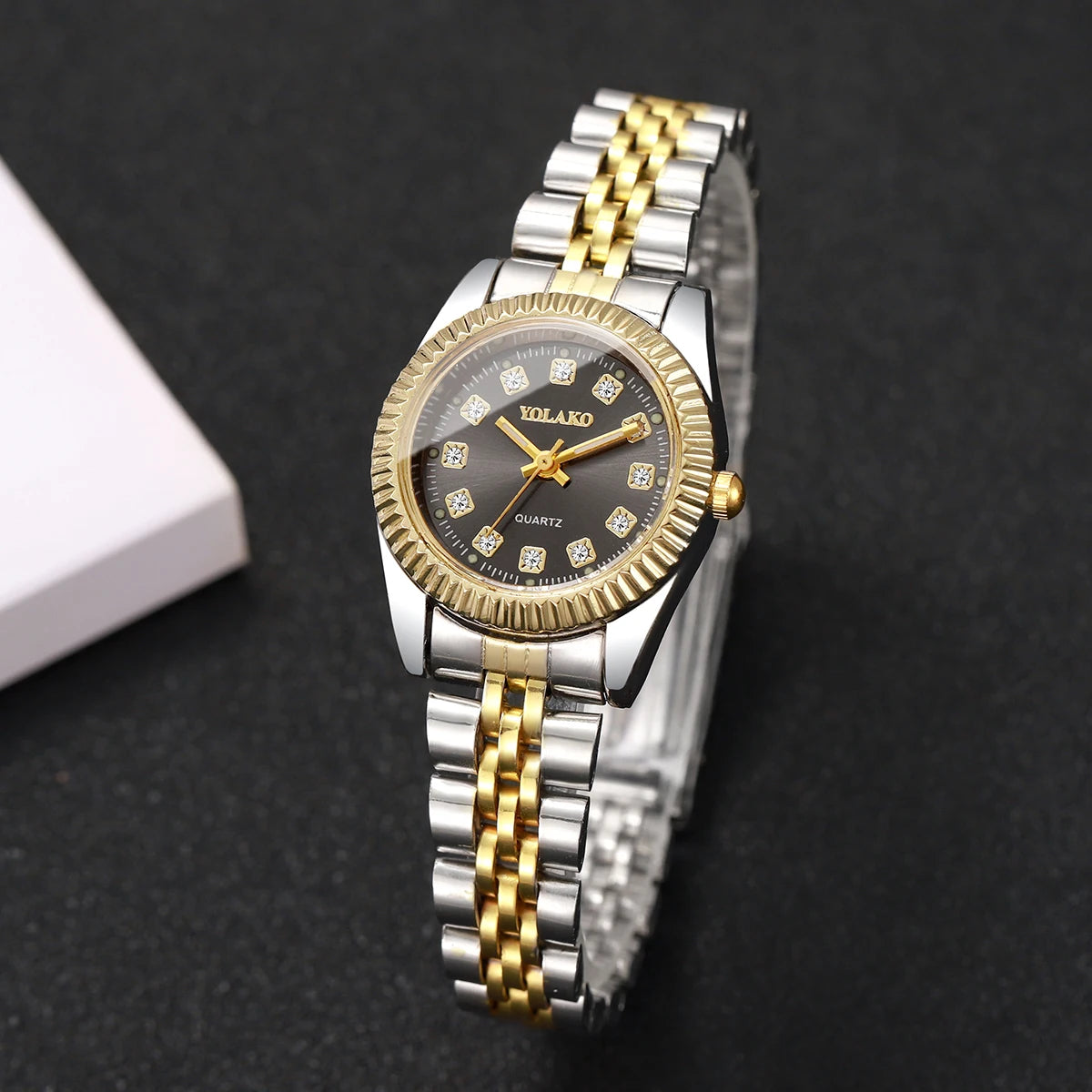 Luxury Men Business Watches Fashion Rhinestone Steel Calendar Quartz Watch Reloj Hombre Clock Gift（Without Box）