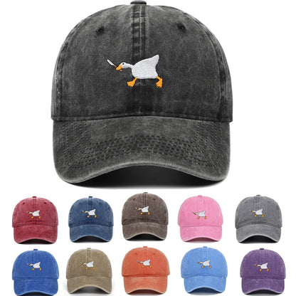 Embroidered baseball cap with goose pattern for men and women, casual and fashionable city style duckbill cap