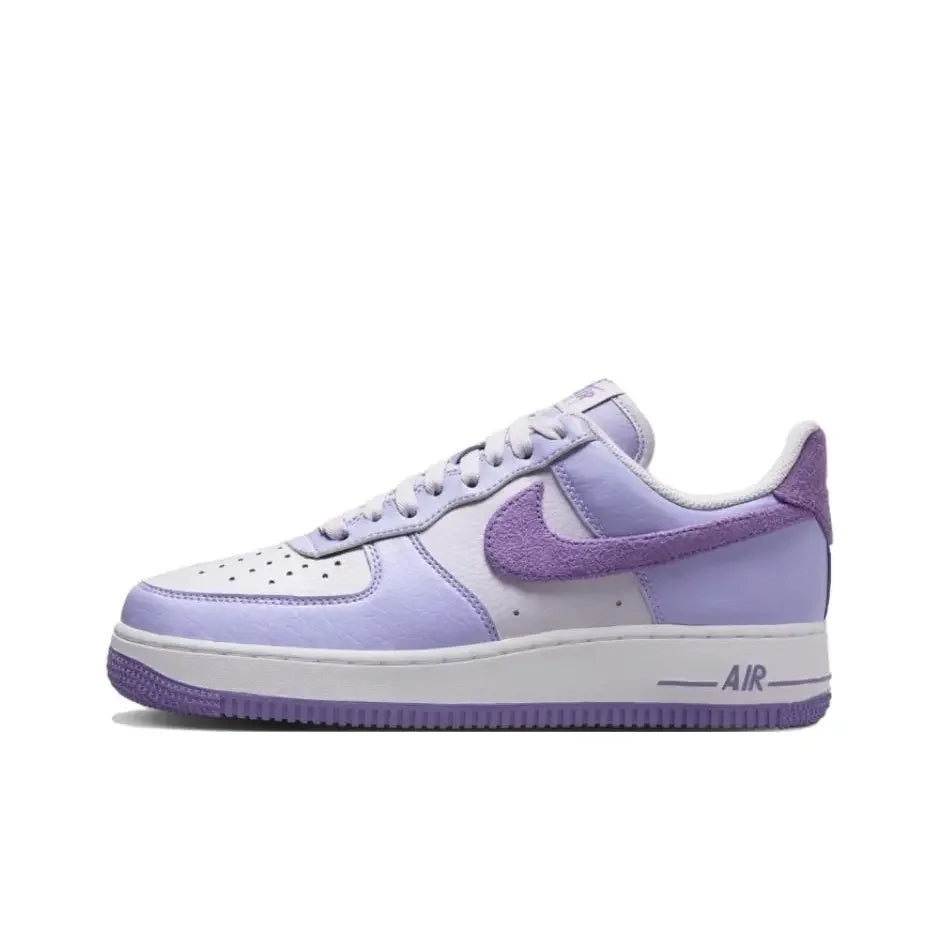 Unisexové klasické tenisky Nike Air Force 1 Low, pohodlné odpružení a odolný design pro každodenní nošení FN8540-100
