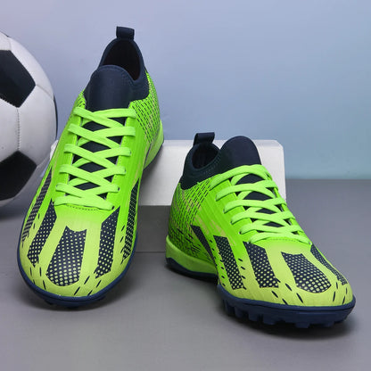 Nouveaux hommes chaussures de Football Futsal bottes de Football en salle Sport Match formation enfants TF crampons herbe cheville vente chaude haute qualité lumière