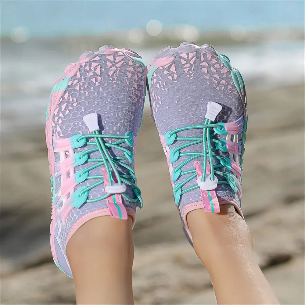 Men's and women's water shoes, upstream wading swimming barefoot five-finger aqua shoes, colorful beach seaside light unisex sneakers new
