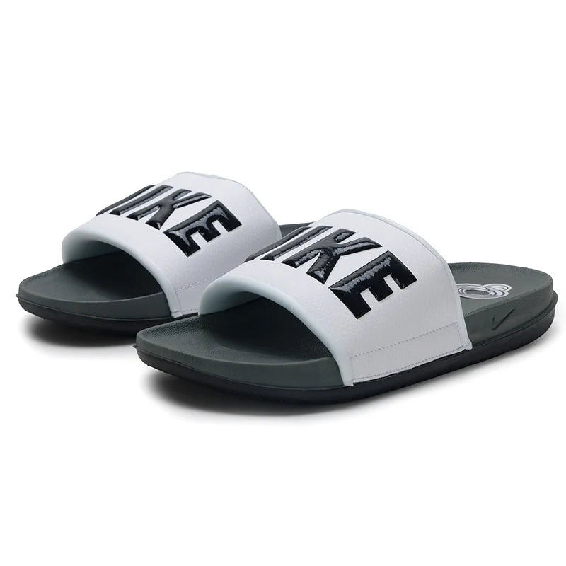 Nike Offcourt Slide herenslippers, comfortabele en lichtgewicht sandalen voor binnen en buiten, strandschoenen voor buiten Bq4639-001