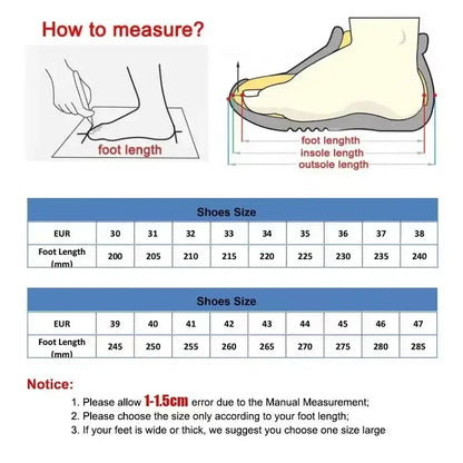 New Man Soccer Shoes Professional Football Boots Sneakers Comfortable Outdoor Match Match Boys Non-Slip Sports Shoes Unisex