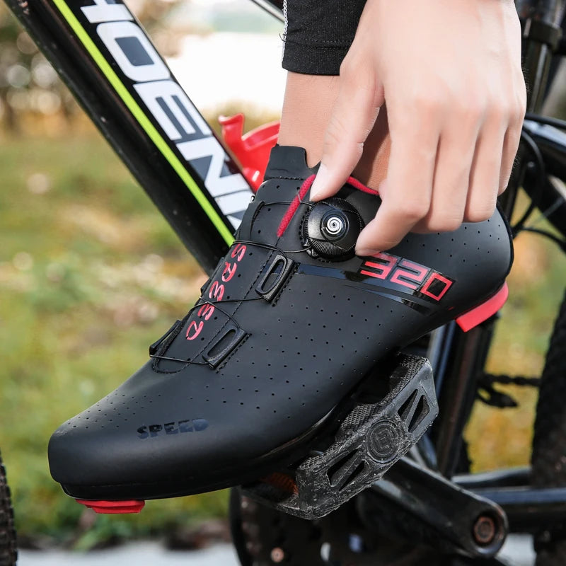 New Cycling Shoes Men's Self-Locking Racing Road Cycling Sports Shoes Lockless Training Shoes Women's SPD Cleats Cycling Shoes