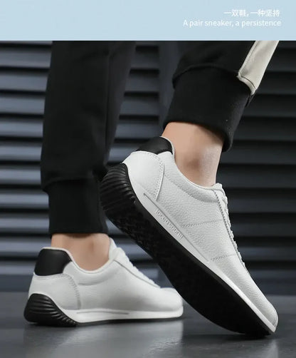 Leisure Running Summer Fashion Anti Slip Mountaineering PU Leather Sports Shoes Tennis Trend  Hot Selling Men White Flat Shoes